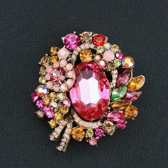 🩷 New Sparkling & Elegant Multicolor Crystal Brooch 🩷 - Picture 2 of 5